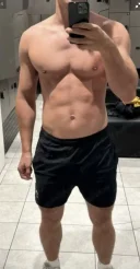 Laurentiu tanar gay cateva zile in zona - imagine 3