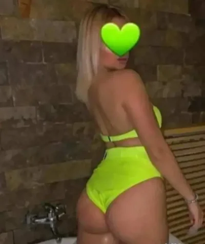 Deea party girls fac si deplasari