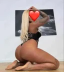 Blonda noua la voi in oras - imagine 2