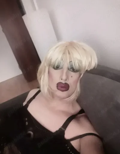 Denisa maria te astept intinsa