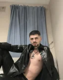 Dereck new in town doar deplasari - imagine 1