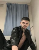 Dereck new in town doar deplasari - imagine 5