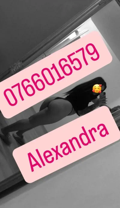 Buna ma numesc alexandra si am 21 de ani