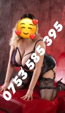 Andreea oriental intr un show online - imagine 2