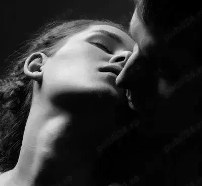 Aventura discreta fara complicatii doar pentru ea