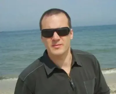 Disponibil si de treaba