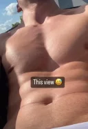 Persoana sociabila si discreta - imagine 1