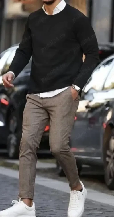 Acum sunt aici pentru voi