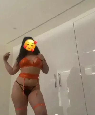 Numele meu este diana sunt noua in orasul tau