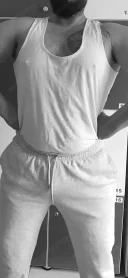 Baiat tanar caut amanta - imagine 1