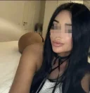 Bruneta slime deplasari doar la hotel show web - imagine 2