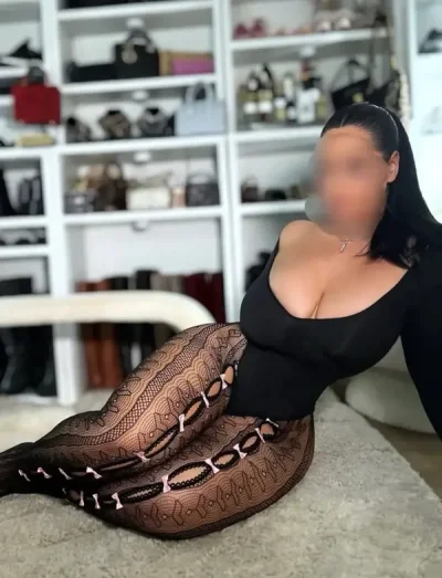 Selena doar pentru tine prima zi