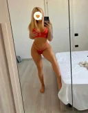 Blonda sexy ofer clipe de placere domnilor manierati - imagine 3