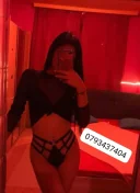 Buna eu sunt andreea - imagine 2