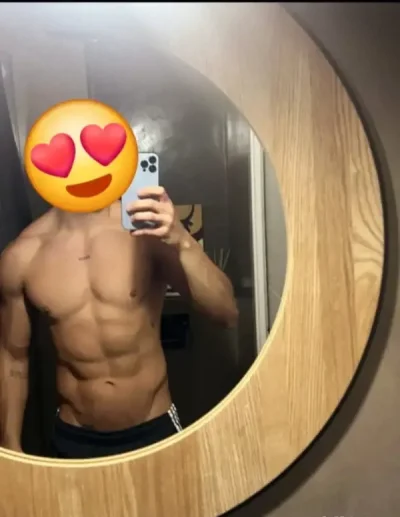 Top escort dotat doar activ