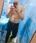 Buna baiat brunet - imagine 1