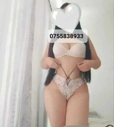 Ador sa fiu sarutataa peste tot prima zi