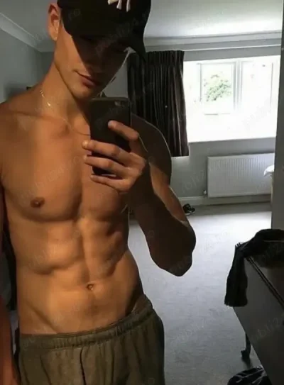 Dotat detin locatie pentru doamne si domnisoare