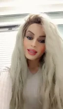 Buna ma numesc alisya sunt micuta traverstia - imagine 2