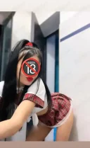 Bruneta noua in oras - imagine 1