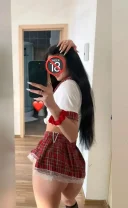 Bruneta noua in oras - imagine 4