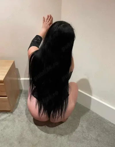 Noua raissa sexy bruneta