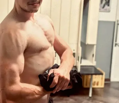 Buna eu sunt emilian