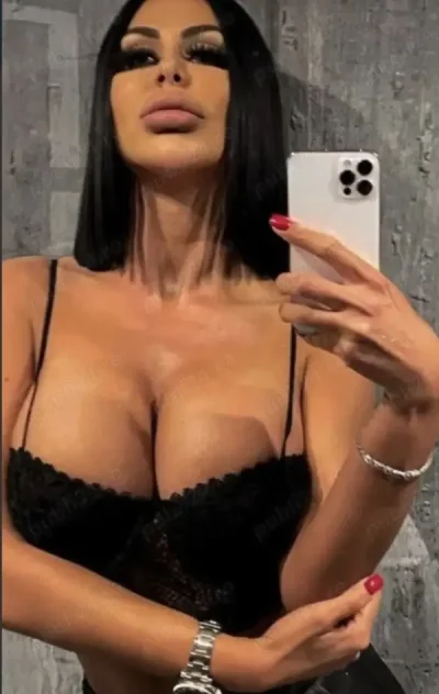 Jennifer escorta de lux party vip outcall incall