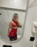 Emilia discreta si aproape de sala palatului - imagine 2