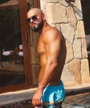 Gigolo exclusiv pentru femei - imagine 2