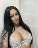 Andreea bruneta cu ochii verzi - imagine 2