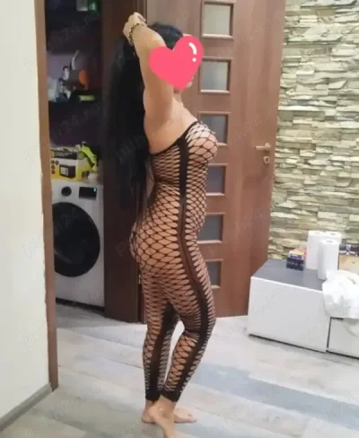 Umasaj erotic masaj relaxare singura in locatie