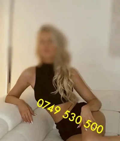 Cuplu vip disponibil exclusiv pe whatsapp