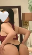 La tine sau la hotel - imagine 1