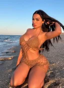 Selena new in city sweet hot party escorte vino la mine sau ma deplasez la tine - imagine 3