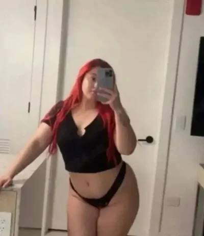 Sunt denisa am 30 de ani