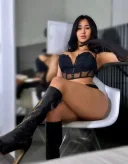 New new transexuala delia noua venita fac si deplasari party - imagine 3