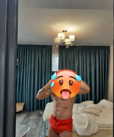 Vip escort top activ doar pentru domnisoare si cupluri