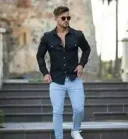 Tanar 35 discret imi doresc sa cunosc o doamna discreta - imagine 2