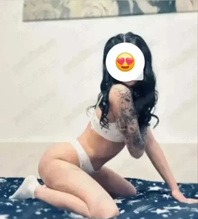 Nouo in locatie te astept