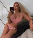 Blonda cu sanii marii si fundul sexy bombat te astept la mine - imagine 2