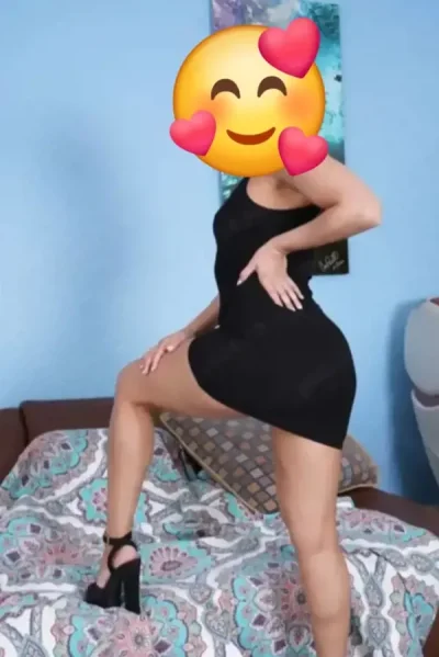 Doamna matura te astept sa te relaxezi