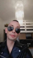 Buna tuturor numele meu este leon si sunt dotat - imagine 1