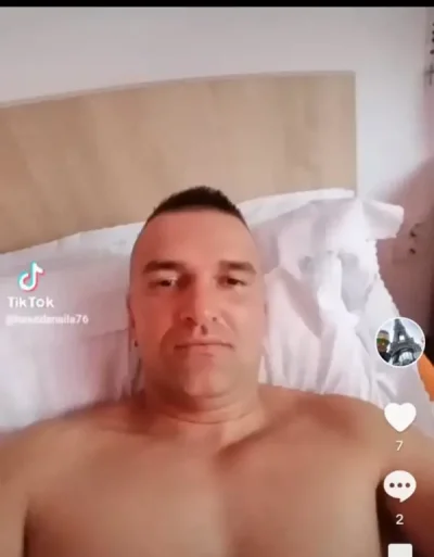 Barbat serios caut companie