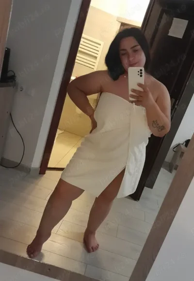 Buna lucrezi 24h nu ezita sa ma contactezi serviciile mele te pot face fericit