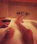 Bună. Bărbat cuta femei sau cuplu - imagine 1