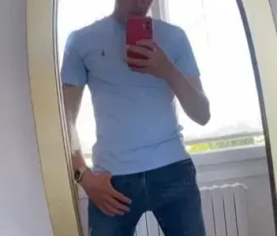 Bine dotat caut fata