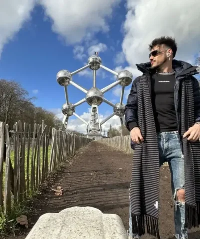 Salut show in focsani sunt andrei ofer doar show la web sau filmulete