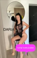Daria poze 100 reale - imagine 1