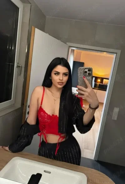 Buna sunt noua in orasu tau